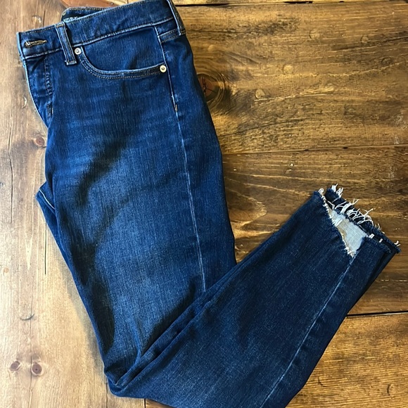 Banana Republic Denim - Banana Republic Zero Gravity Jeans